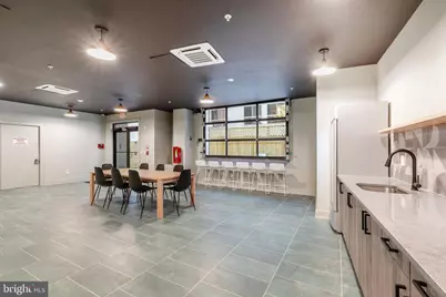 629 W Girard Avenue #203, Philadelphia, PA 19123 - Photo 4