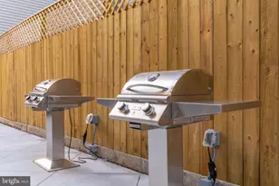 629 W Girard Ave, Philadelphia, PA 19123 - Photo 10