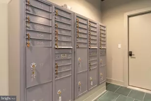 629 W Girard Ave, Philadelphia, PA 19123 - Photo 8