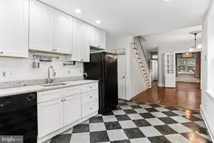 2335 Christian St, Philadelphia, PA 19146 - Photo 10