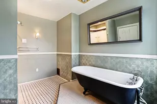 2335 Christian St, Philadelphia, PA 19146 - Photo 14