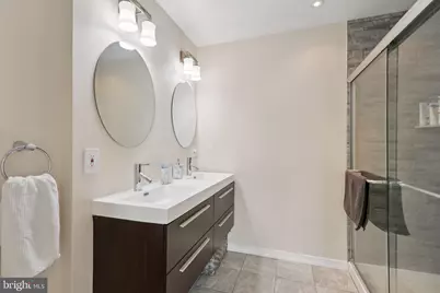 929 S 18th Street, Philadelphia, PA 19146 - Photo 26