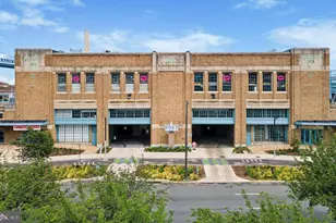 7 N Christopher Columbus Blvd, Philadelphia, PA 19106 - Photo 2