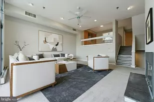 7 N Christopher Columbus Blvd, Philadelphia, PA 19106 - Photo 10