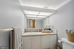 7 N Christopher Columbus Blvd, Philadelphia, PA 19106 - Photo 34