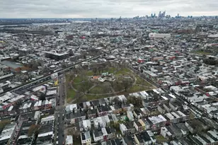 631 E Lippincott St, Philadelphia, PA 19134 - Photo 8