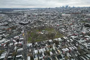 646 E Lippincott St, Philadelphia, PA 19134 - Photo 6