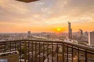 2020 Walnut St, Philadelphia, PA 19103 - Photo 18