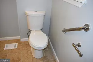 512 Mercy St, Philadelphia, PA 19148 - Photo 24