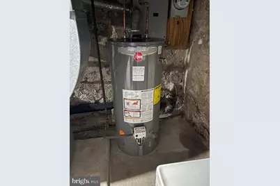 2642 S 17th Street, Philadelphia, PA 19145 - Photo 10