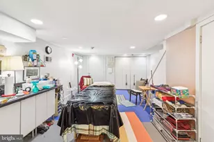 932 Locust St, Philadelphia, PA 19107 - Photo 10