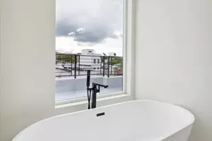 1543 S 31st St, Philadelphia, PA 19146 - Photo 32