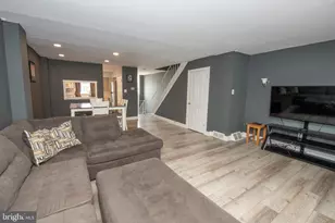 4207 Fairdale Rd, Philadelphia, PA 19154 - Photo 10