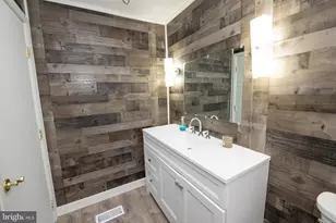 4207 Fairdale Rd, Philadelphia, PA 19154 - Photo 22