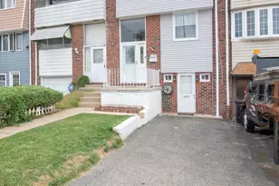 4207 Fairdale Rd, Philadelphia, PA 19154 - Photo 2