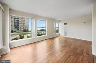 901 N Penn St, Philadelphia, PA 19123 - Photo 2