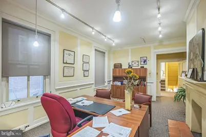 2047 Locust Street, Philadelphia, PA 19103 - Photo 18