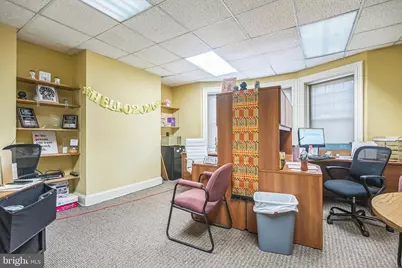 2047 Locust Street, Philadelphia, PA 19103 - Photo 30