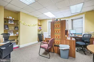 2047 Locust St, Philadelphia, PA 19103 - Photo 30