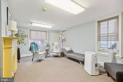 2047 Locust Street, Philadelphia, PA 19103 - Photo 26