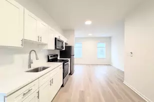 319 E Lehigh Ave, Philadelphia, PA 19125 - Photo 2