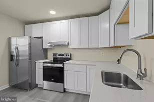 1814 N 22nd St, Philadelphia, PA 19121 - Photo 10