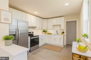 1814 N 22nd St, Philadelphia, PA 19121 - Photo 2