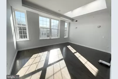 1336 N 7th Street, Philadelphia, PA 19122 - Photo 2