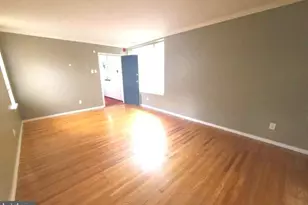 226 Monroe St, Philadelphia, PA 19147 - Photo 8