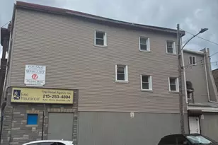 923 Spring Garden St, Philadelphia, PA 19123 - Photo 2