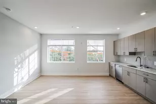 646 N 32nd St, Philadelphia, PA 19104 - Photo 2