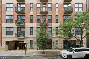 112 N 2nd St, Philadelphia, PA 19106 - Photo 2