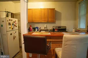 5857 Hazel Ave, Philadelphia, PA 19143 - Photo 8