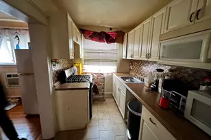 5932 Frontenac St, Philadelphia, PA 19149 - Photo 8