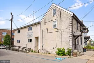 7026 Ridge Ave, Philadelphia, PA 19128 - Photo 2