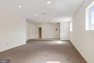 7026 Ridge Ave, Philadelphia, PA 19128 - Photo 8