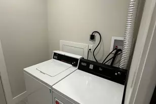 1806 W Ontario St, Philadelphia, PA 19140 - Photo 10