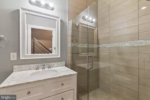 719 E Thompson St, Philadelphia, PA 19125 - Photo 26