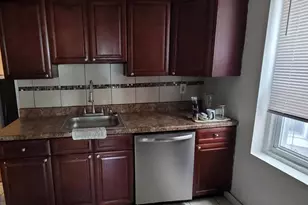 1639 N 60th St, Philadelphia, PA 19151 - Photo 6