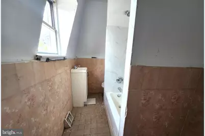 6136 W Oxford Street, Philadelphia, PA 19151 - Photo 10