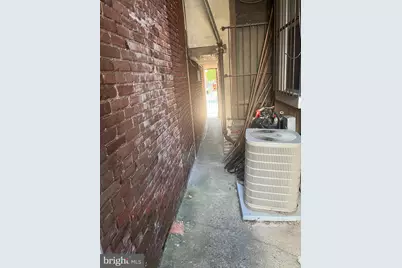 1539 W Thompson Street, Philadelphia, PA 19121 - Photo 14