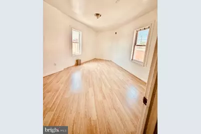 240 W Glenwood Avenue #3RD FL, Philadelphia, PA 19140 - Photo 4