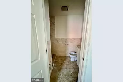 240 W Glenwood Avenue #3RD FL, Philadelphia, PA 19140 - Photo 6