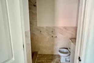 240 W Glenwood Ave, Philadelphia, PA 19140 - Photo 6