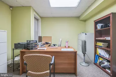 2047 Locust Street, Philadelphia, PA 19103 - Photo 28