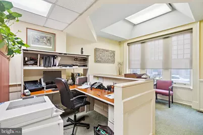 2047 Locust Street, Philadelphia, PA 19103 - Photo 6