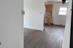 2876 Walnut Hill St, Philadelphia, PA 19152 - Photo 4