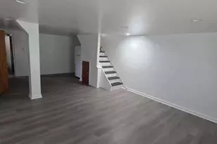 2876 Walnut Hill St, Philadelphia, PA 19152 - Photo 14