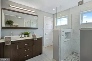 2048 Gerritt St, Philadelphia, PA 19146 - Photo 74