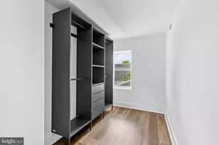 952 N 5th St, Philadelphia, PA 19123 - Photo 34